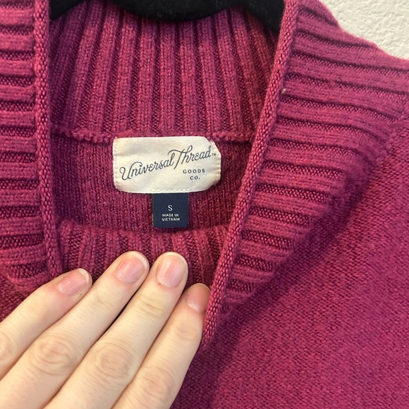 Pink Universal Threads Sweater - Great for Valentines Day! - Picture 4 of 8